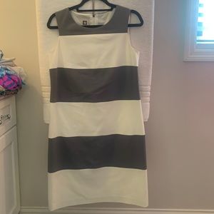 Anne Klein size 6 charcoal/cream cabana stripe dress